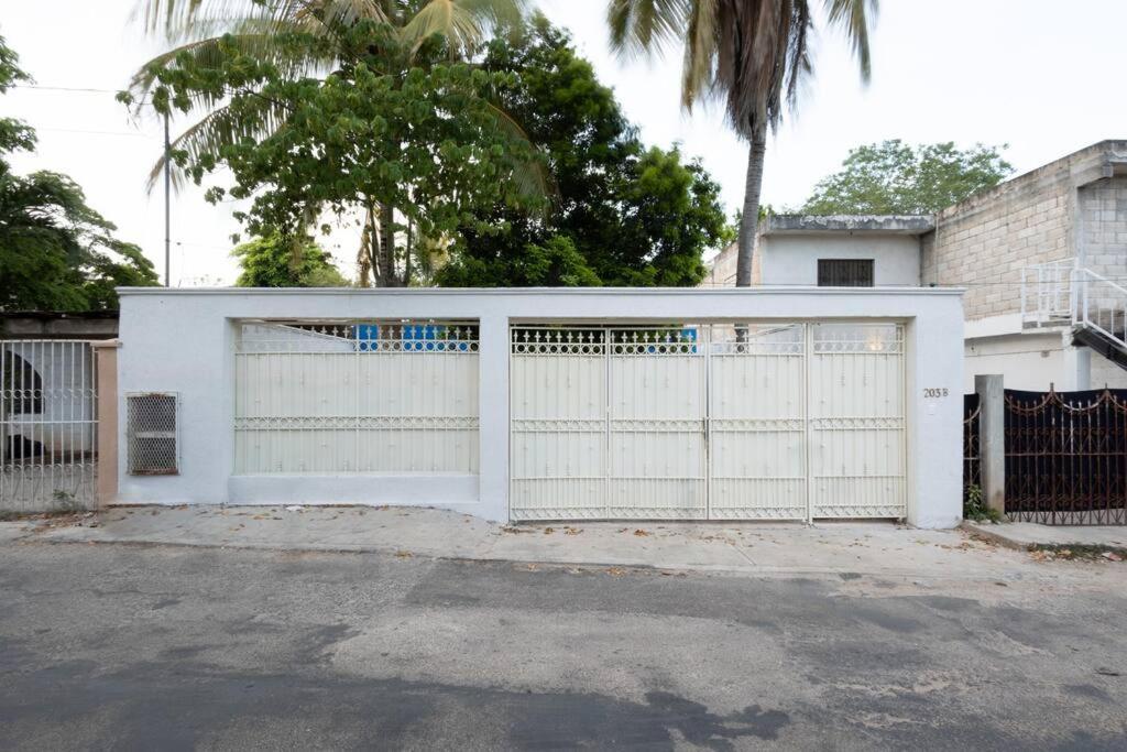 La Sultana: Amazing New House With Pool And Bikes Included. Βίλα Βαγιαδολίδ Εξωτερικό φωτογραφία